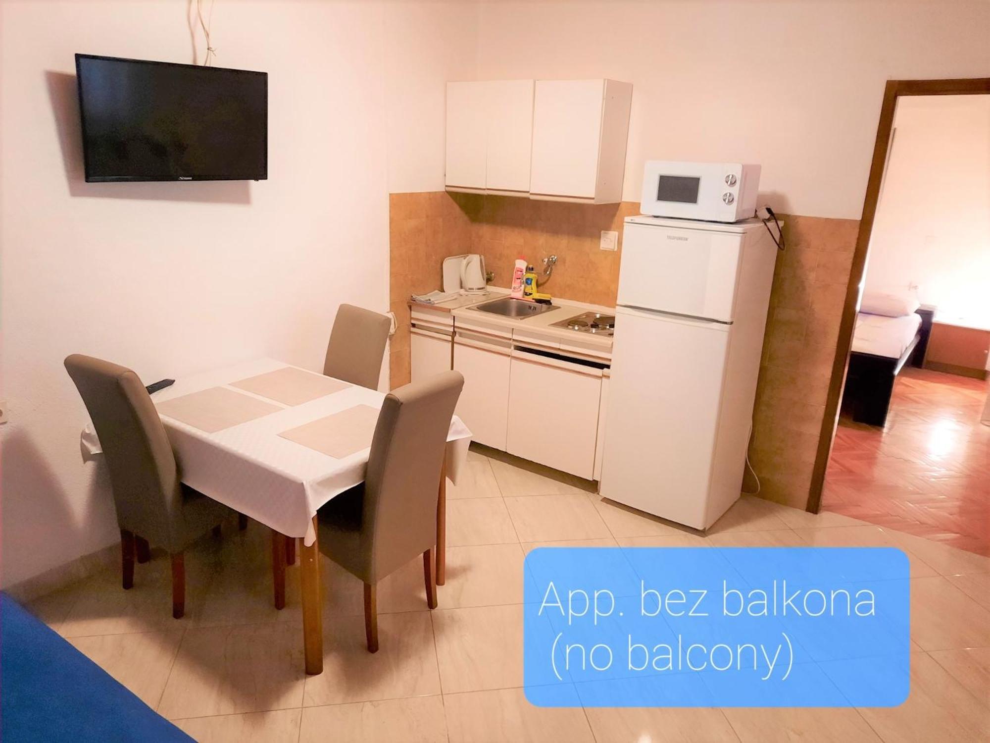 Apartmani R&B Radalj Makarska Eksteriør bilde