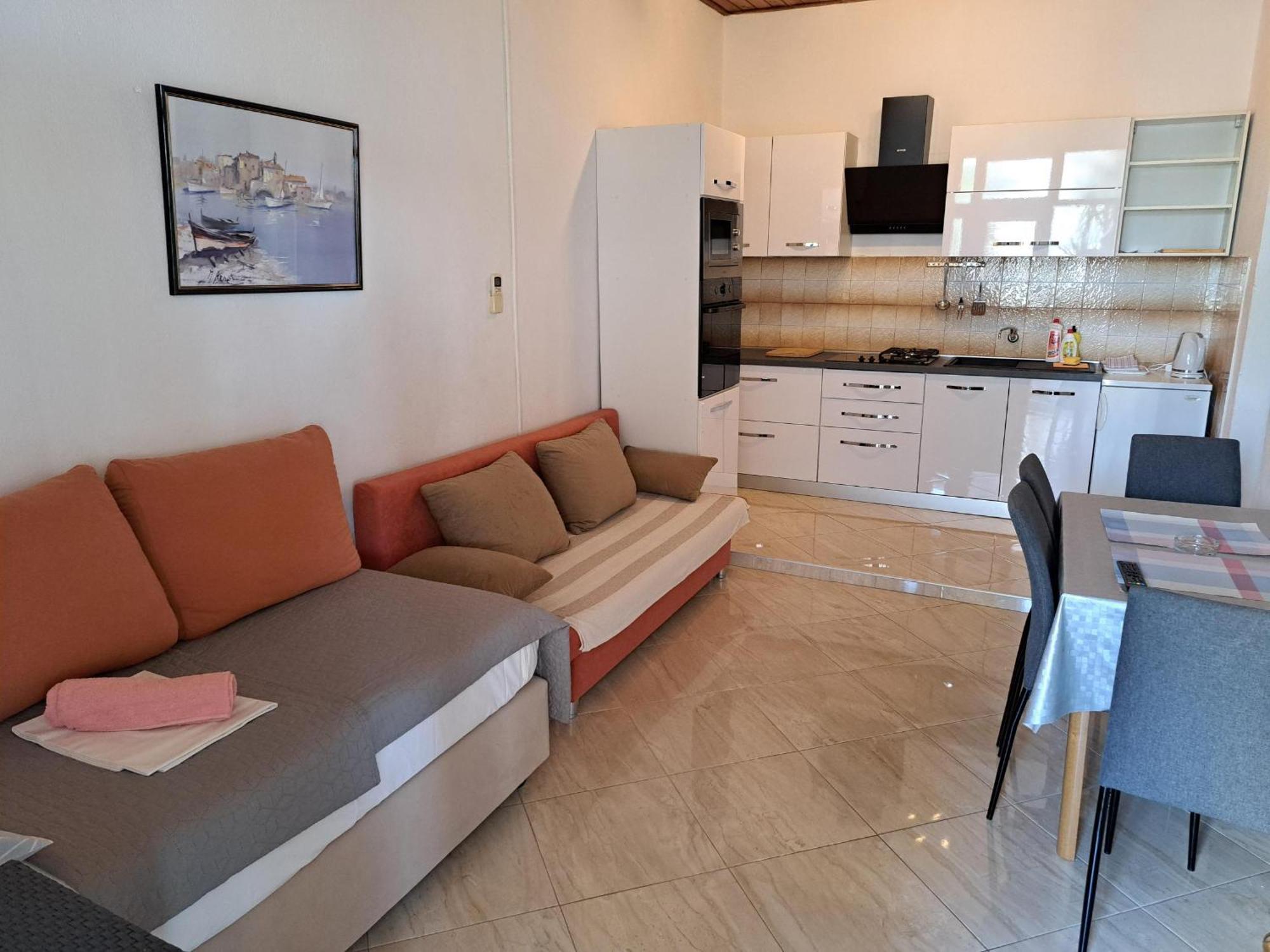 Apartmani R&B Radalj Makarska Eksteriør bilde