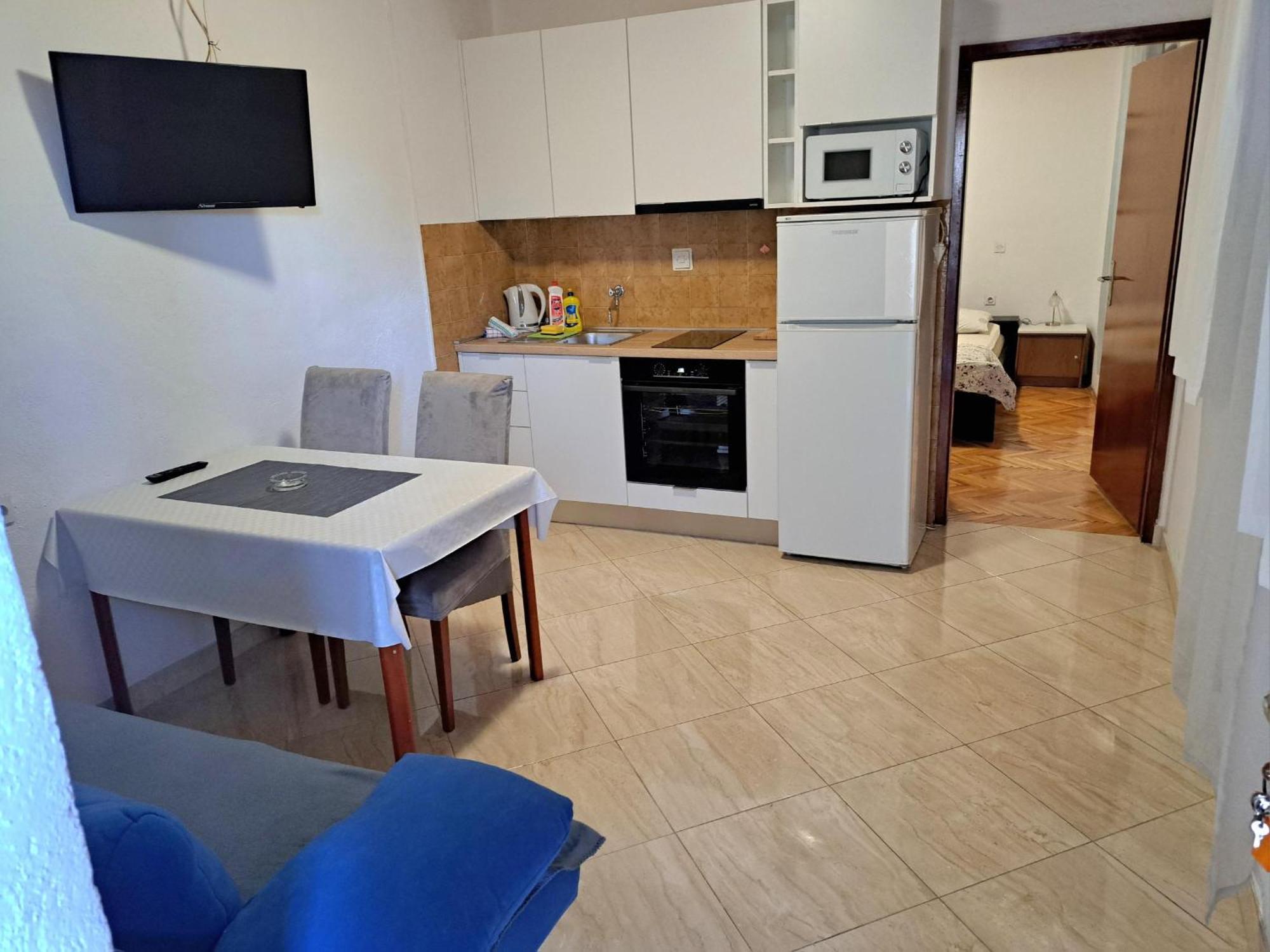 Apartmani R&B Radalj Makarska Eksteriør bilde